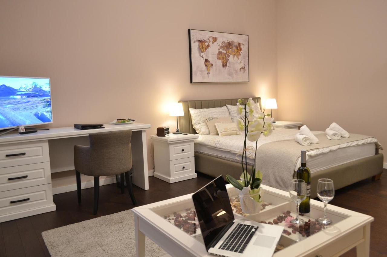 Centre Dream Place Apartment *